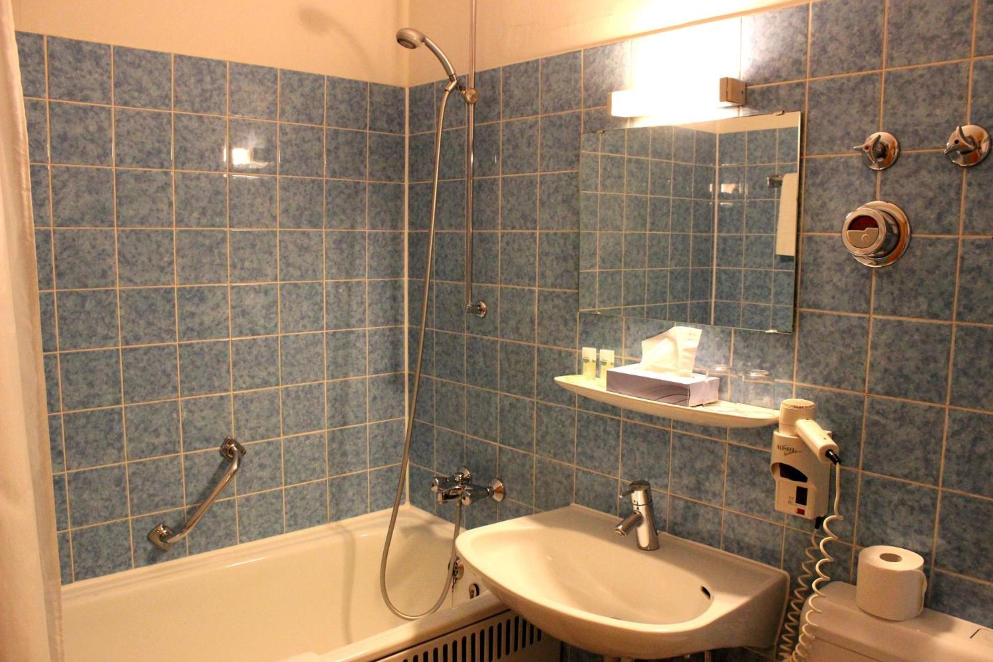 Gaestehaus Sophienstrasse Щутгарт Екстериор снимка