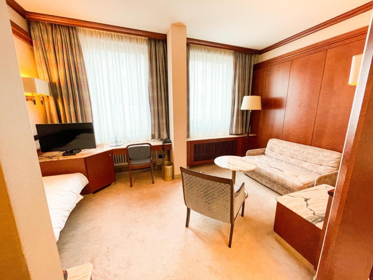 Gaestehaus Sophienstrasse Щутгарт Екстериор снимка