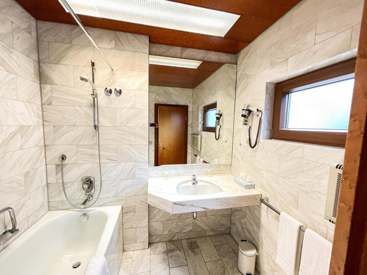 Gaestehaus Sophienstrasse Щутгарт Екстериор снимка